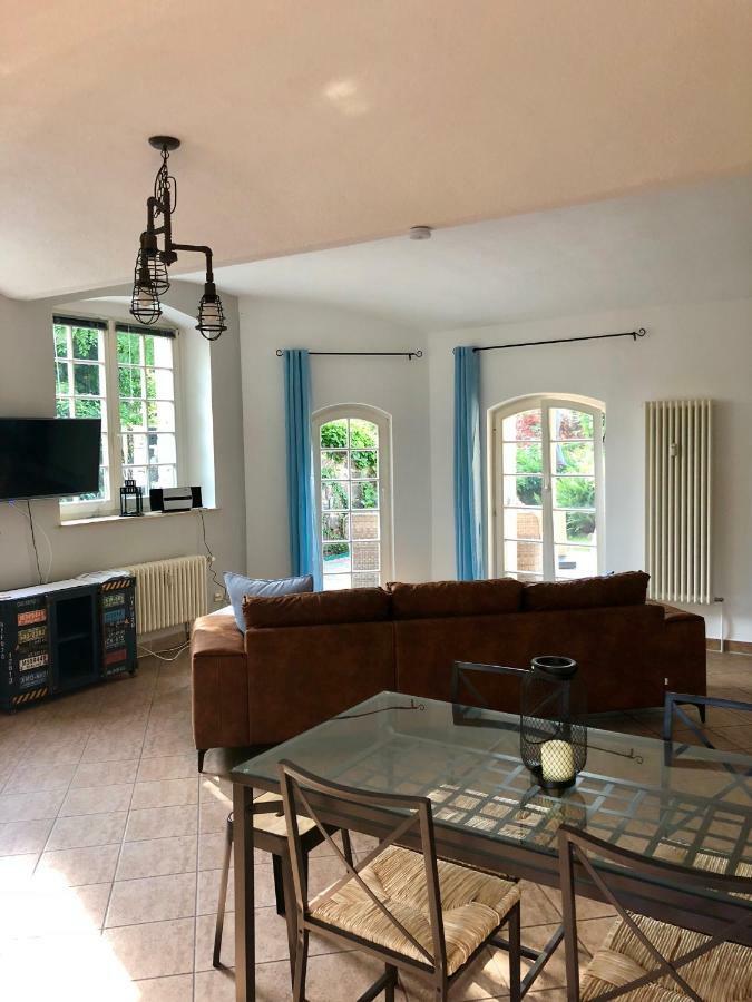 Ferienwohnung Am Wasser Villa Graf Von Pfeil Drážďany Exteriér fotografie